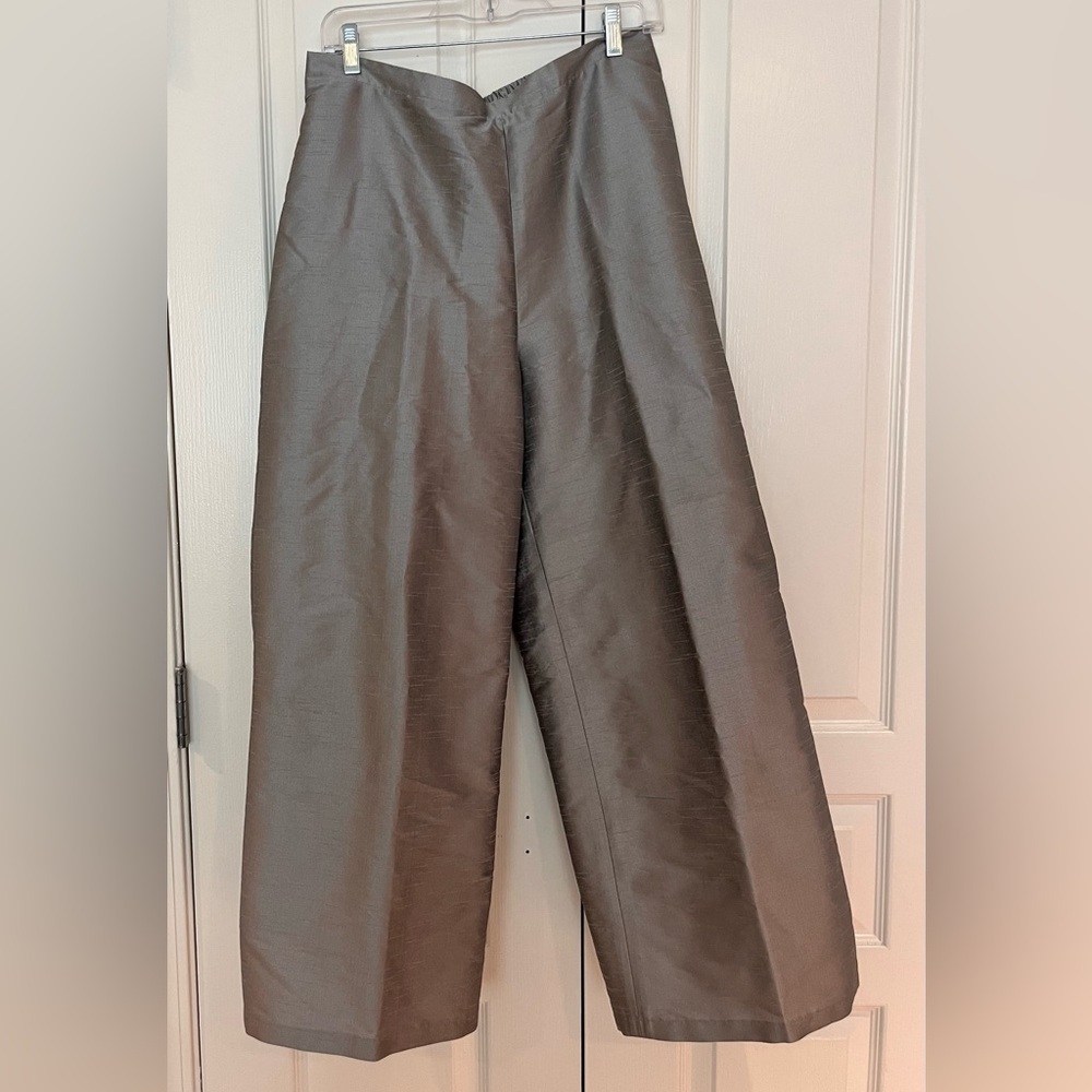 Elegant Wide-Leg Gray Pantsuit